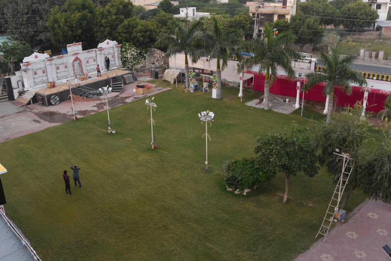 Citi Pride Garden And Hotel Ajmer Exteriör bild